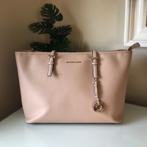 Michael Kors Jet Set Saffiano Leather Top-Zip Tote